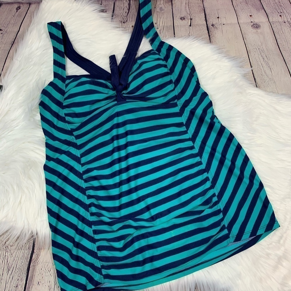 Oh Baby by Motherhood Tankini Top Large